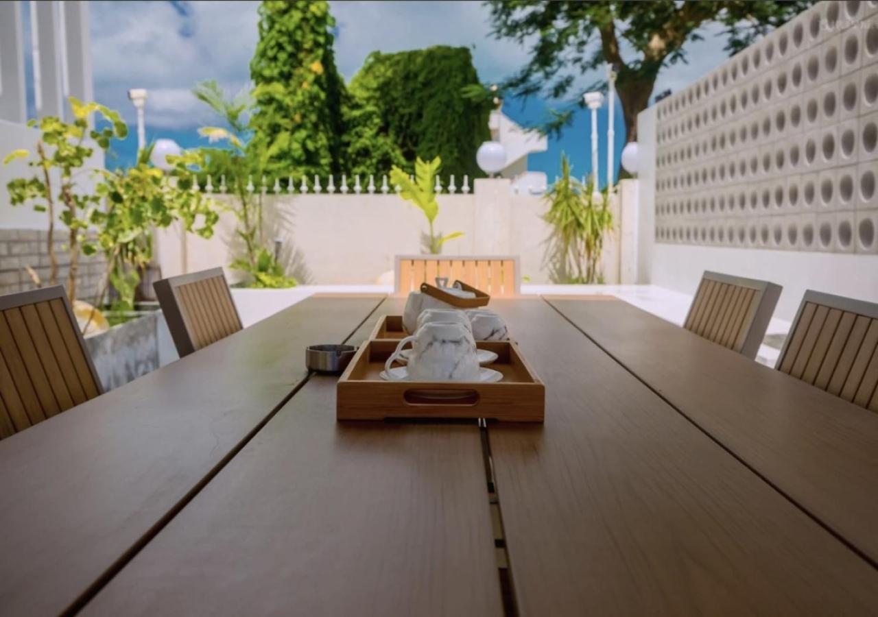 Discovery Saipan Hotel การาปัน ภายนอก รูปภาพ
